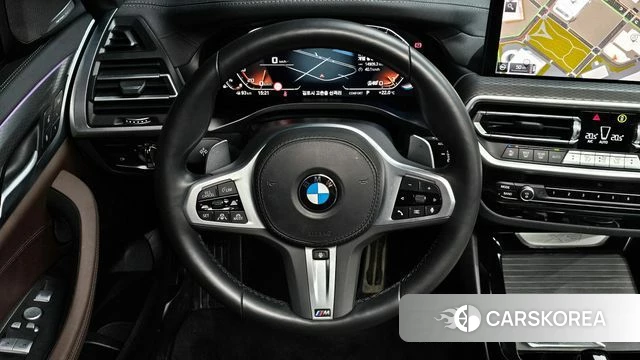BMW X3 (G01) 2024 Светло-серебряный цвет из Кореи, фото 4
