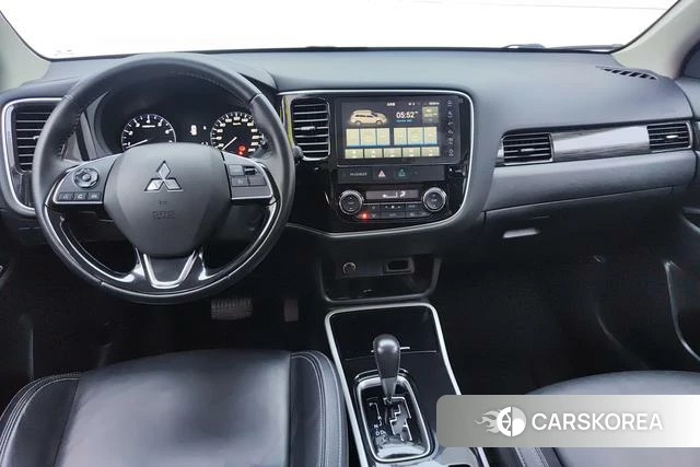 Mitsubishi  Outlander 2020 Темно-серый из Китая, фото 4