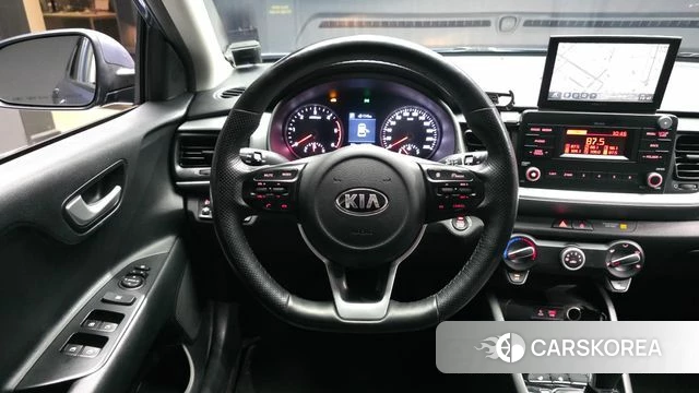 Kia Stonic 2018 Синий из Кореи, фото 4