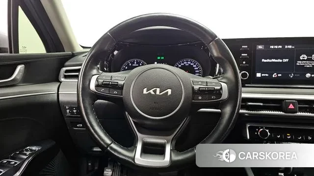 Kia K5 3rd generation 2022 Серебряный из Кореи, фото 4