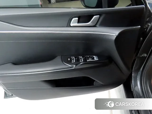 Kia K5 3rd generation 2021 Серый из Кореи, фото 4