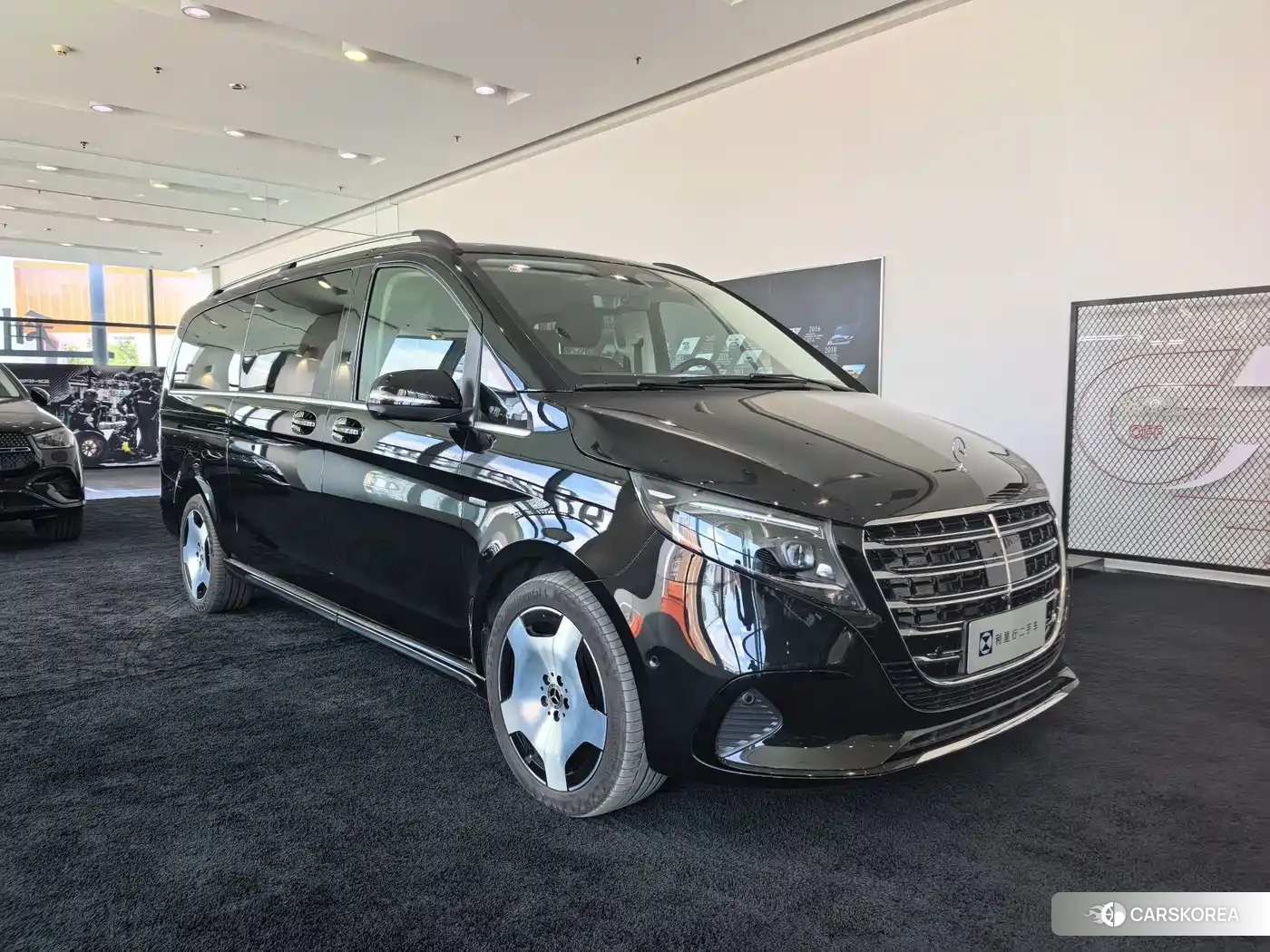 Mercedes-Benz V-Class 2024 Черный из Китая, фото 4