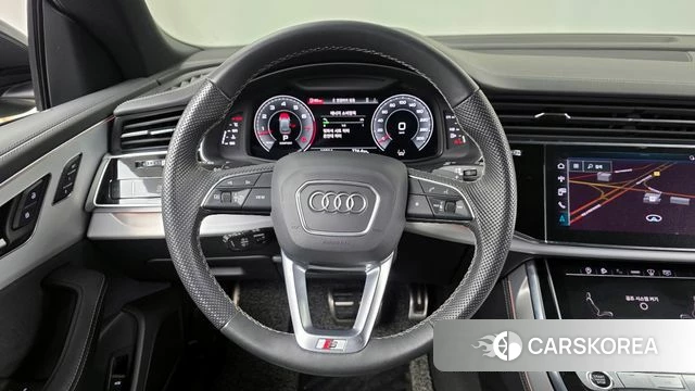 Audi Q8 (4M) 2023 Серый из Кореи, фото 4