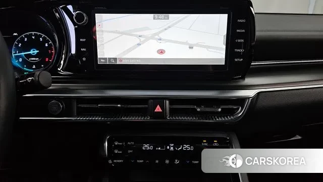 Kia K5 3rd generation 2023 Белый из Кореи, фото 4