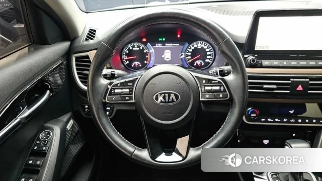 Kia Seltos 2019 Белый из Кореи, фото 4