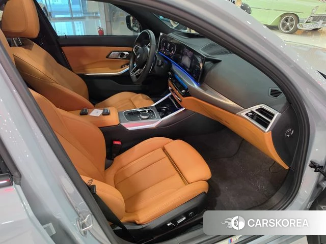 BMW 3 Series (G20) 2025 Светло-серебряный цвет из Кореи, фото 4