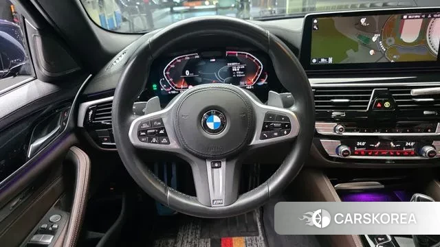 BMW 5 Series (G30) 2022 Черный из Кореи, фото 4