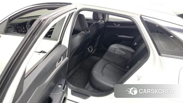 Kia K5 3rd generation 2022 Белый из Кореи, фото 4