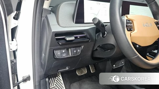 Kia EV6 2022 Белый из Кореи, фото 4