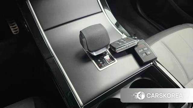 Land Rover Range Rover Evoque 2nd Generation 2026 Серый из Кореи, фото 4