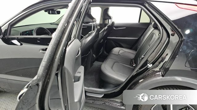 Kia Di Ol Nu Niro 2024 Черный из Кореи, фото 4