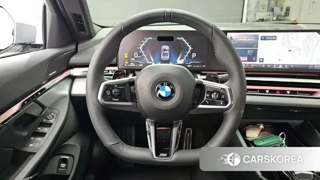 BMW 5 Series (G60) 2025 Серебряный из Кореи, фото 4