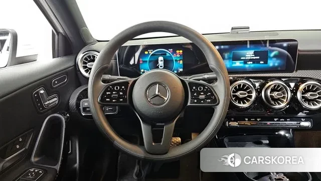 Mercedes-Benz A-Class W177 2020 Белый из Кореи, фото 4
