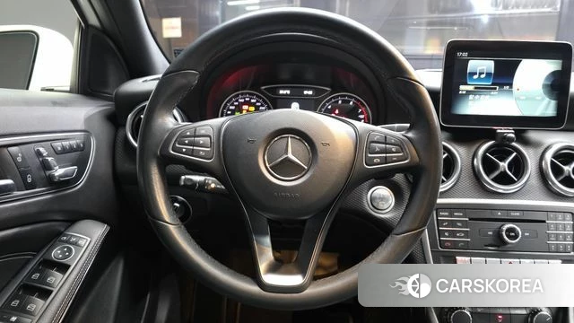 Mercedes-Benz A-Class W176 2018 Белый из Кореи, фото 4