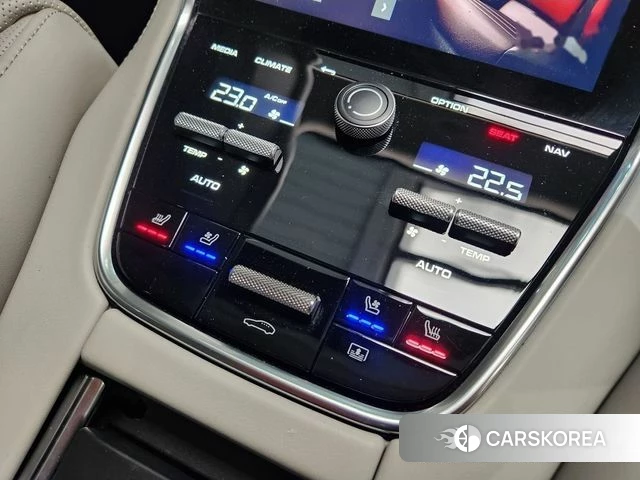 Porsche Panamera (971) 2022 Черный из Кореи, фото 4