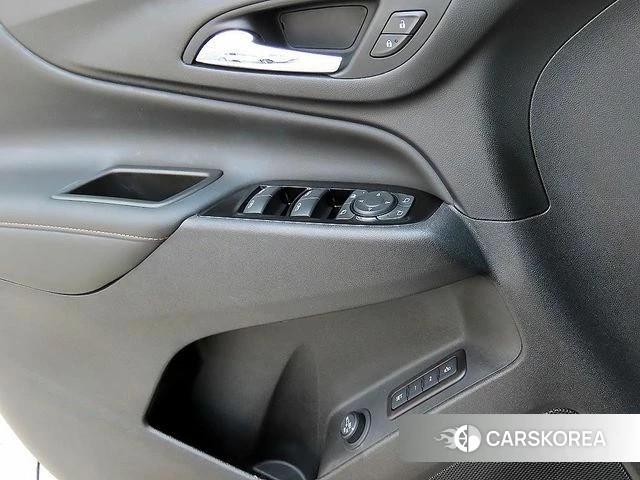 Chevrolet (GM Daewoo) The New Equinox 2022 Белый из Кореи, фото 4
