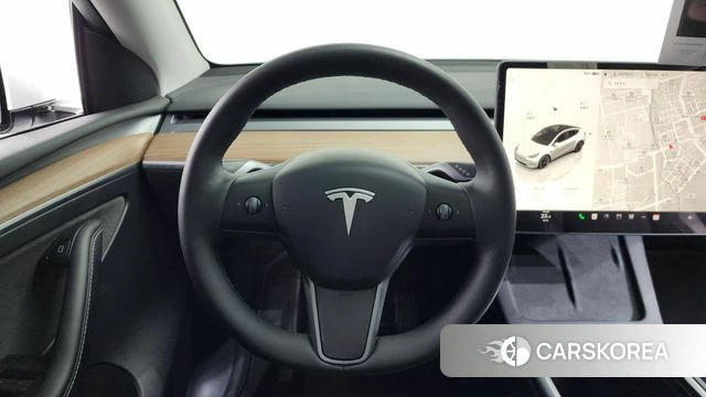 Tesla Model Y 2024 Белый из Кореи, фото 4