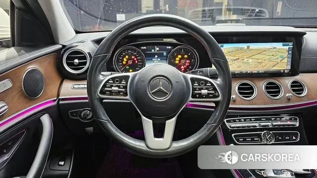 Mercedes-Benz E-Class W213 2019 Белый из Кореи, фото 4