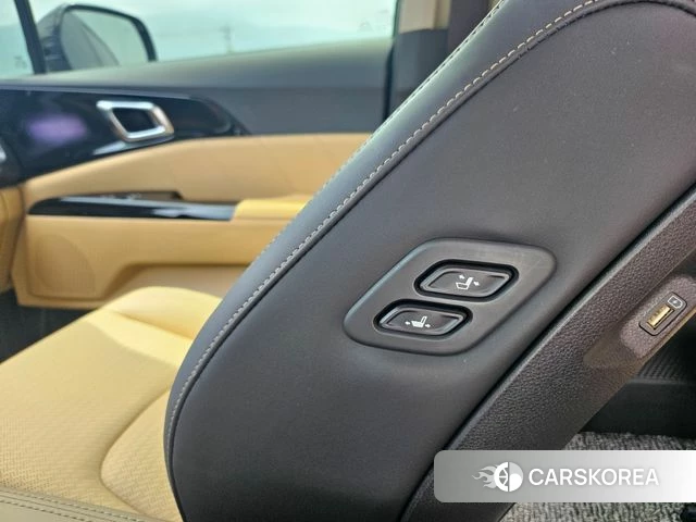 Kia Carnival 4th generation 2023 Черный из Кореи, фото 4