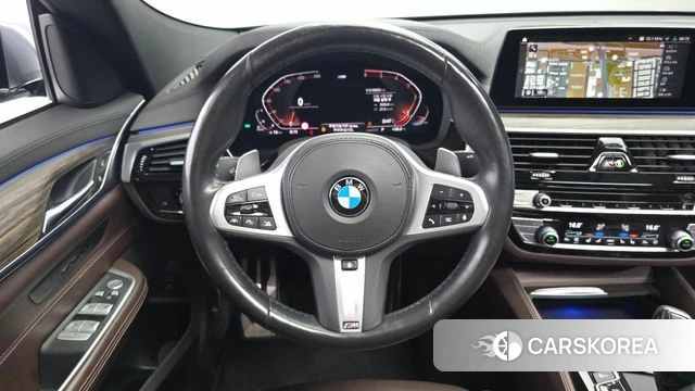 BMW 6 Series GT (G32) 2020 Серебристо-серый из Кореи, фото 4