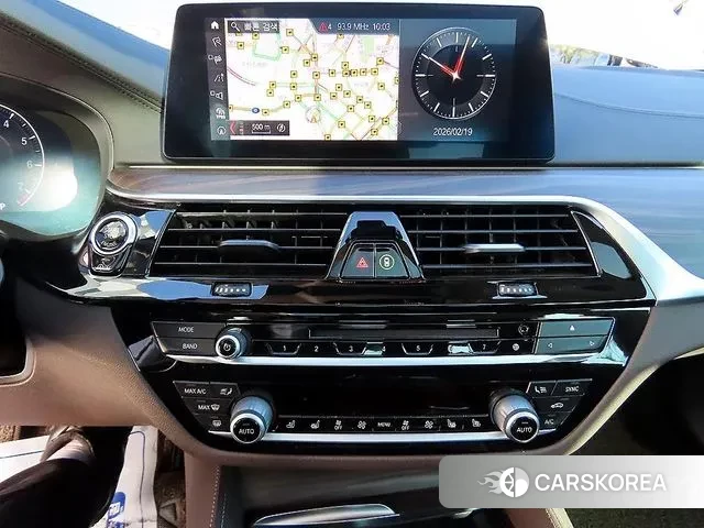 BMW 5 Series (G30) 2019 Серый из Кореи, фото 4