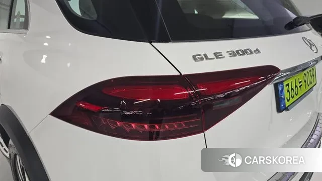 Mercedes-Benz GLE-Class W167 2025 Белый из Кореи, фото 4