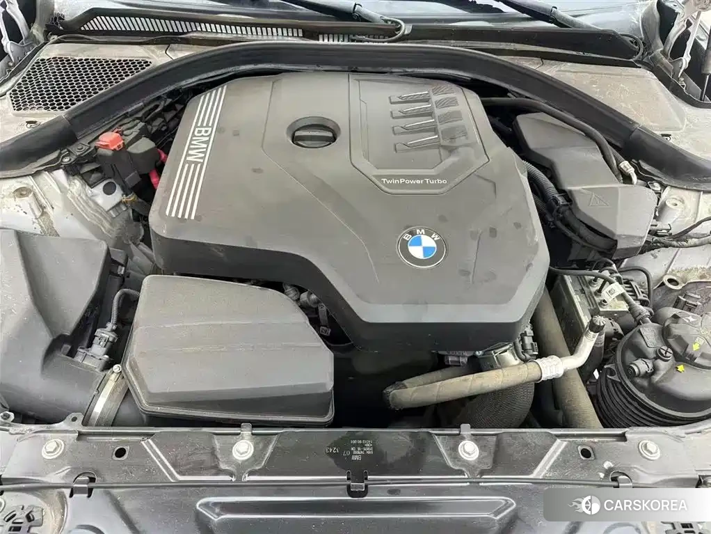 BMW 3 series 2024 Белый из Китая, фото 4