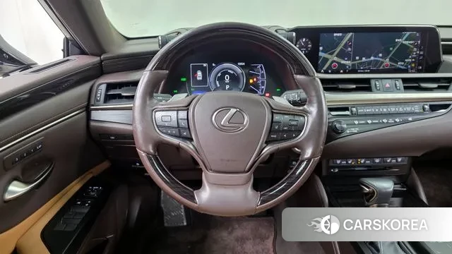 Lexus ES300h 7th generation 2019 Песочный из Кореи, фото 4