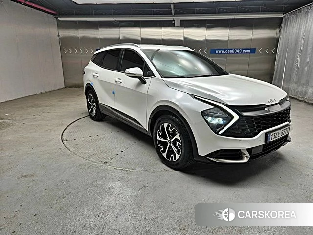 Kia Sportage 5th Generation Hybrid 2022 Белый из Кореи, фото 4