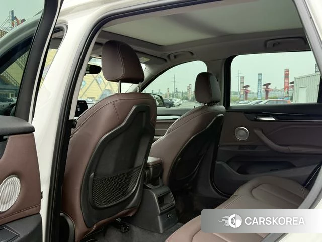BMW X1 2022 Белый из Китая, фото 4