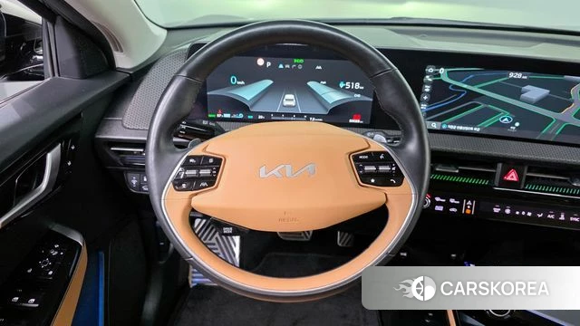 Kia EV6 2023 Черный из Кореи, фото 4