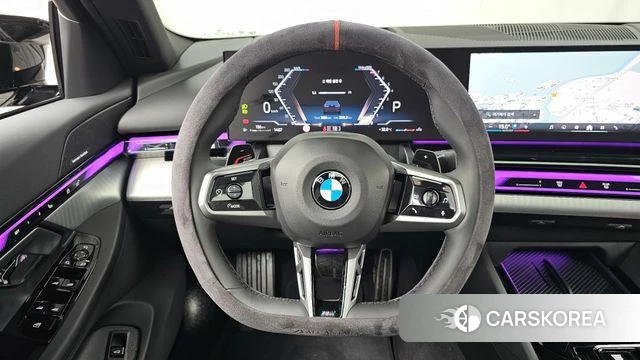 BMW 5 Series (G60) 2026 Черный из Кореи, фото 4