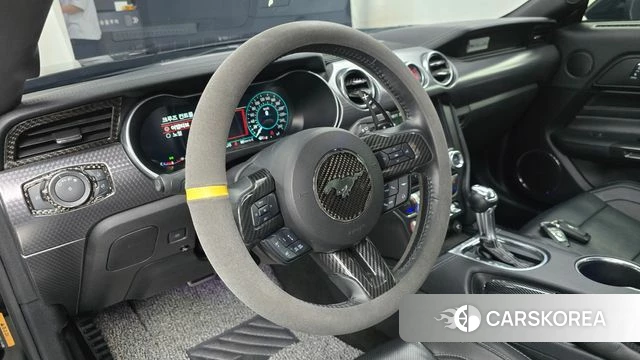 Ford Mustang 2018 Черный из Кореи, фото 4