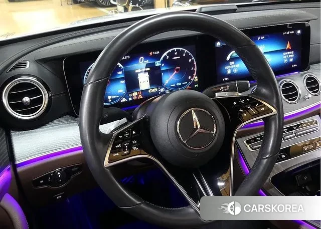 Mercedes-Benz E-Class W213 2023 Белый из Кореи, фото 4