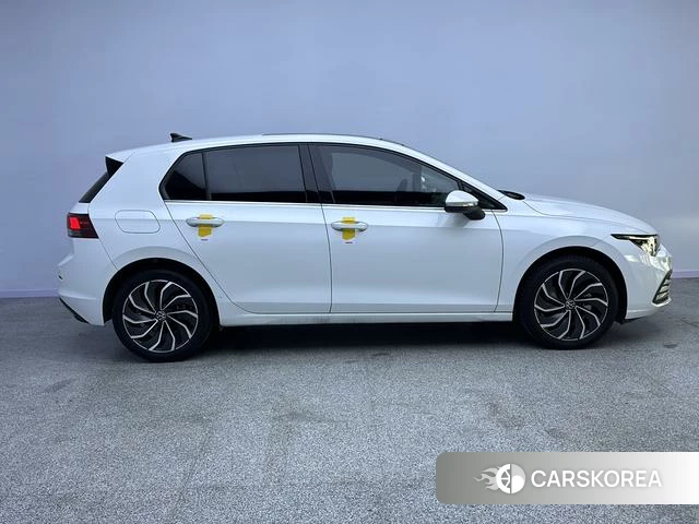 Volkswagen Golf 2022 Белый из Китая, фото 4