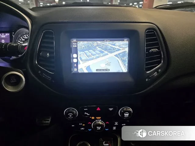 Jeep Compass 2nd Generation 2019 Белый из Кореи, фото 4