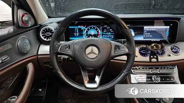 Mercedes-Benz E-Class W213 2018 Белый из Кореи, фото 4
