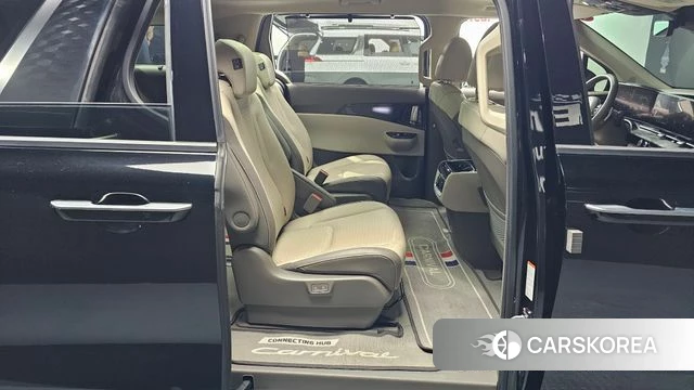 Kia Carnival 4th generation 2023 Черный из Кореи, фото 4