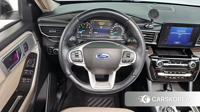 Ford Explorer 6th Generation 2022 Белый из Кореи, фото 4