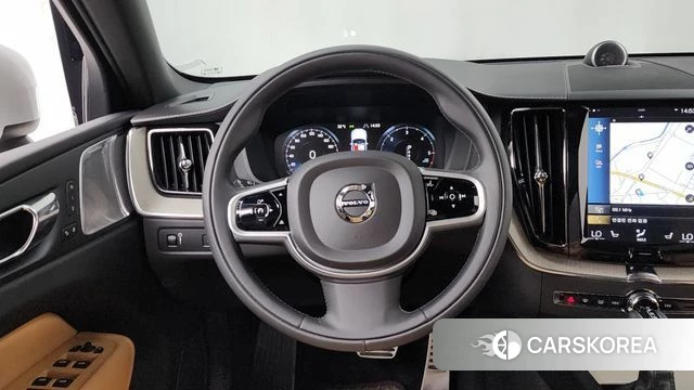Volvo XC60 second Generation 2018 Белый из Кореи, фото 4