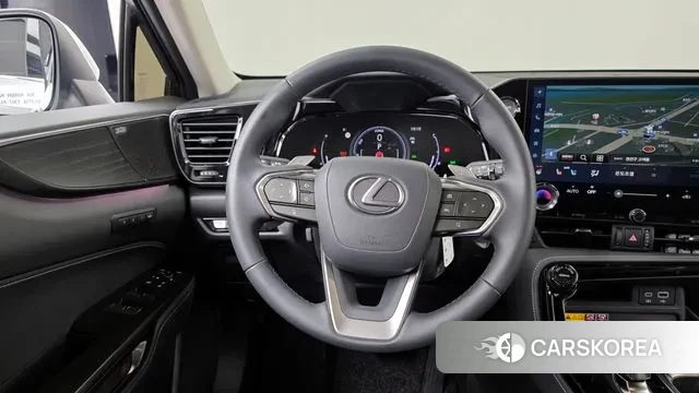 Lexus NX350h Second generation 2024 Белый из Кореи, фото 4