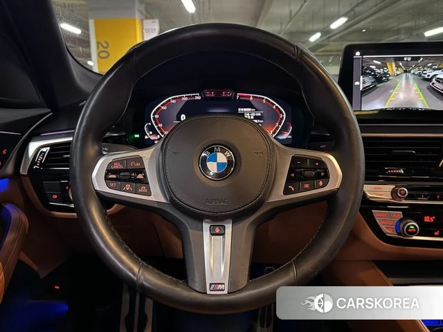 BMW 5 Series (G30) 2021 Черный из Кореи, фото 4