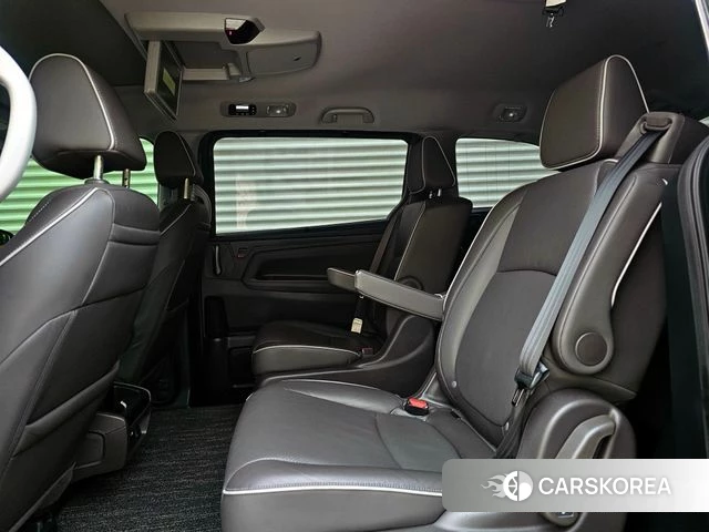 Honda Odyssey 2022 Серый из Кореи, фото 4