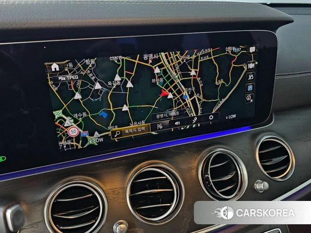 Mercedes-Benz E-Class W213 2023 Серый из Кореи, фото 4