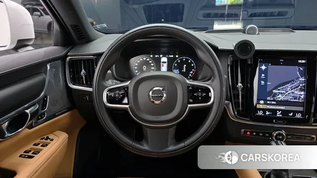 Volvo V90 Cross-Country 2018 Белый из Кореи, фото 4