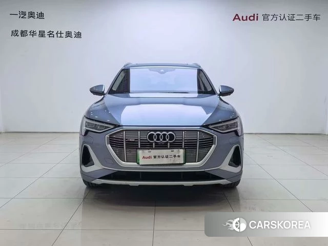 Audi e-tron 2024 Синий из Китая, фото 4