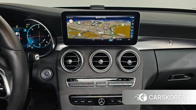 Mercedes-Benz C-Class W205 2021 Белый из Кореи, фото 4