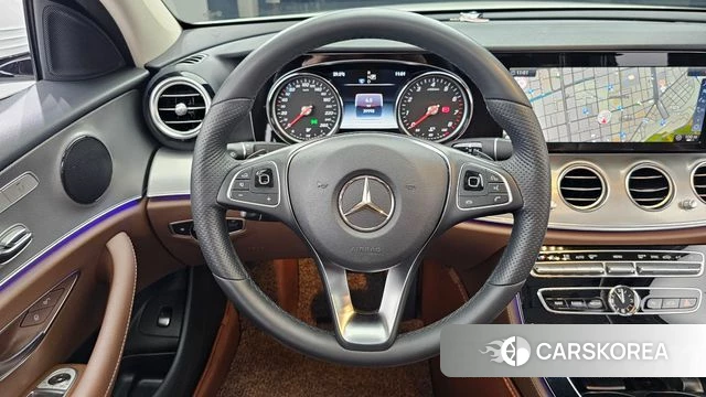 Mercedes-Benz E-Class W213 2018 Белый из Кореи, фото 4