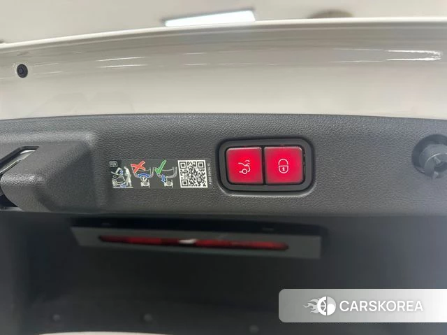 Mercedes-Benz E-Class W214 2024 Белый из Кореи, фото 4
