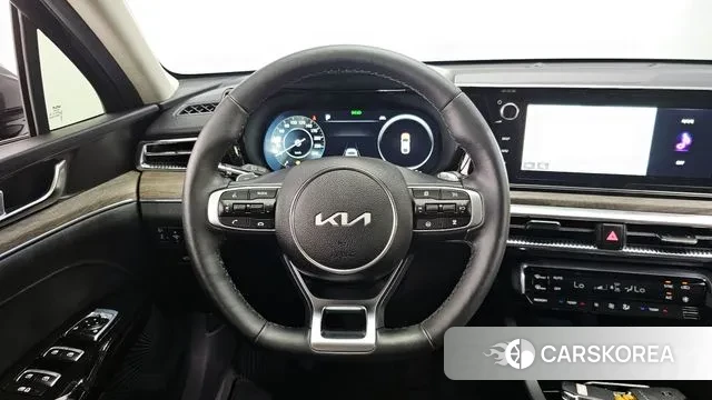 Kia K5 3rd generation 2023 Серый из Кореи, фото 4